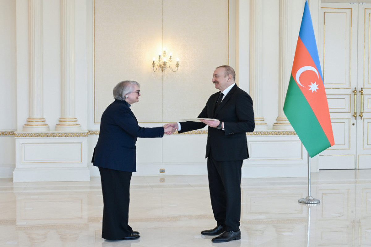 Avstraliya səfiri etimadnaməsini Prezident İlham Əliyevə təqdim edib