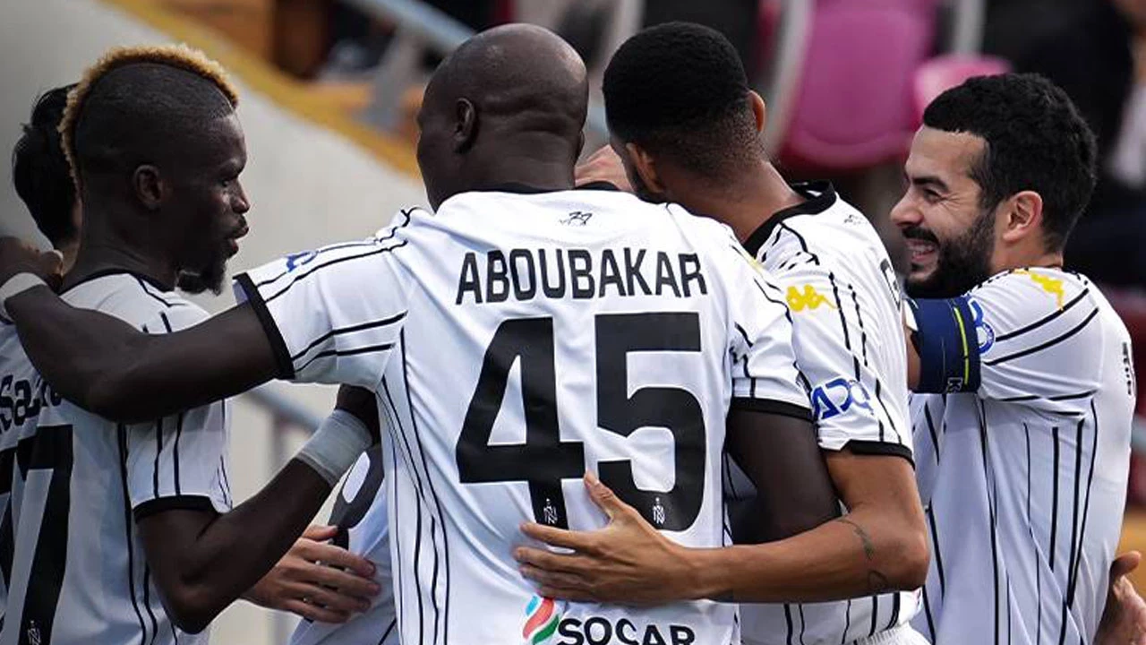 “Neftçi”dən darmadağın: “Araz Naxçıvan” 0:4 “Neftçi”