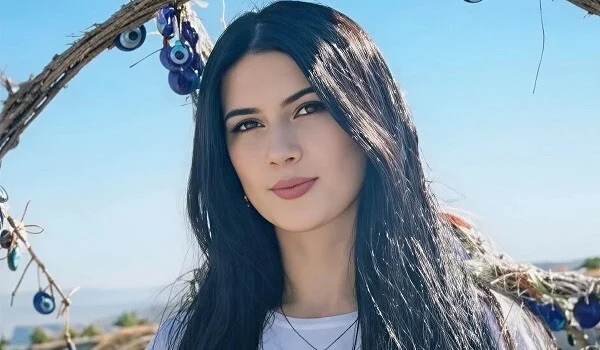 Şagirdi tərəfindən güllələnən müəllimin son durumu