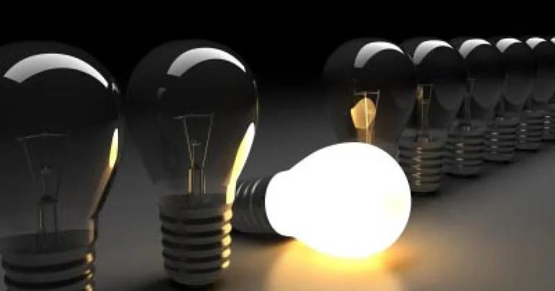 İşığı hər söndürəndə əslində israf edirsiniz? Qənaət haqqında yanlış bilinənlər