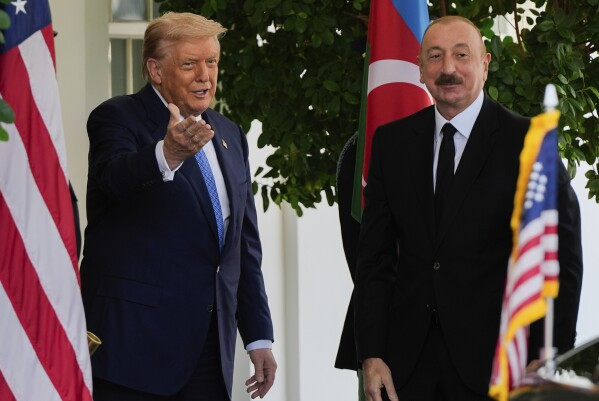 İlham Əliyev Vaşinqtona dəvət edildi