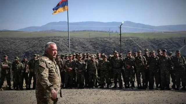 Ermənistan fərarilərlə bağlı qərar qəbul edib