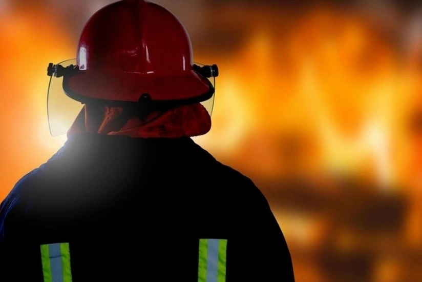 Ağstafada 3 mərtəbəli fərdi evdə yanğın olub