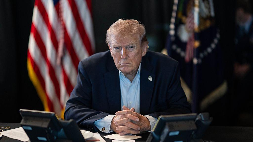 Tramp: “ABŞ İranın 25 strateji gəmisini məhv edib”