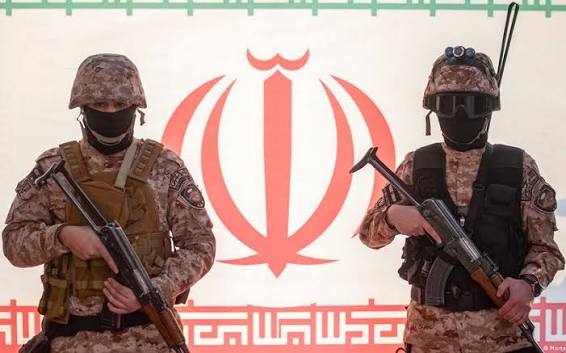 SEPAH-ın komandiri ailəsi ilə birgə öldürüldü